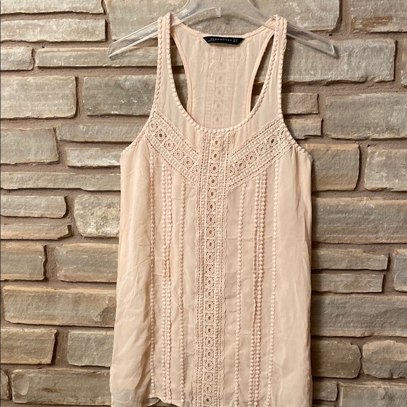Zara Elegant Lace Trim Tank Top - Picture 1 of 8